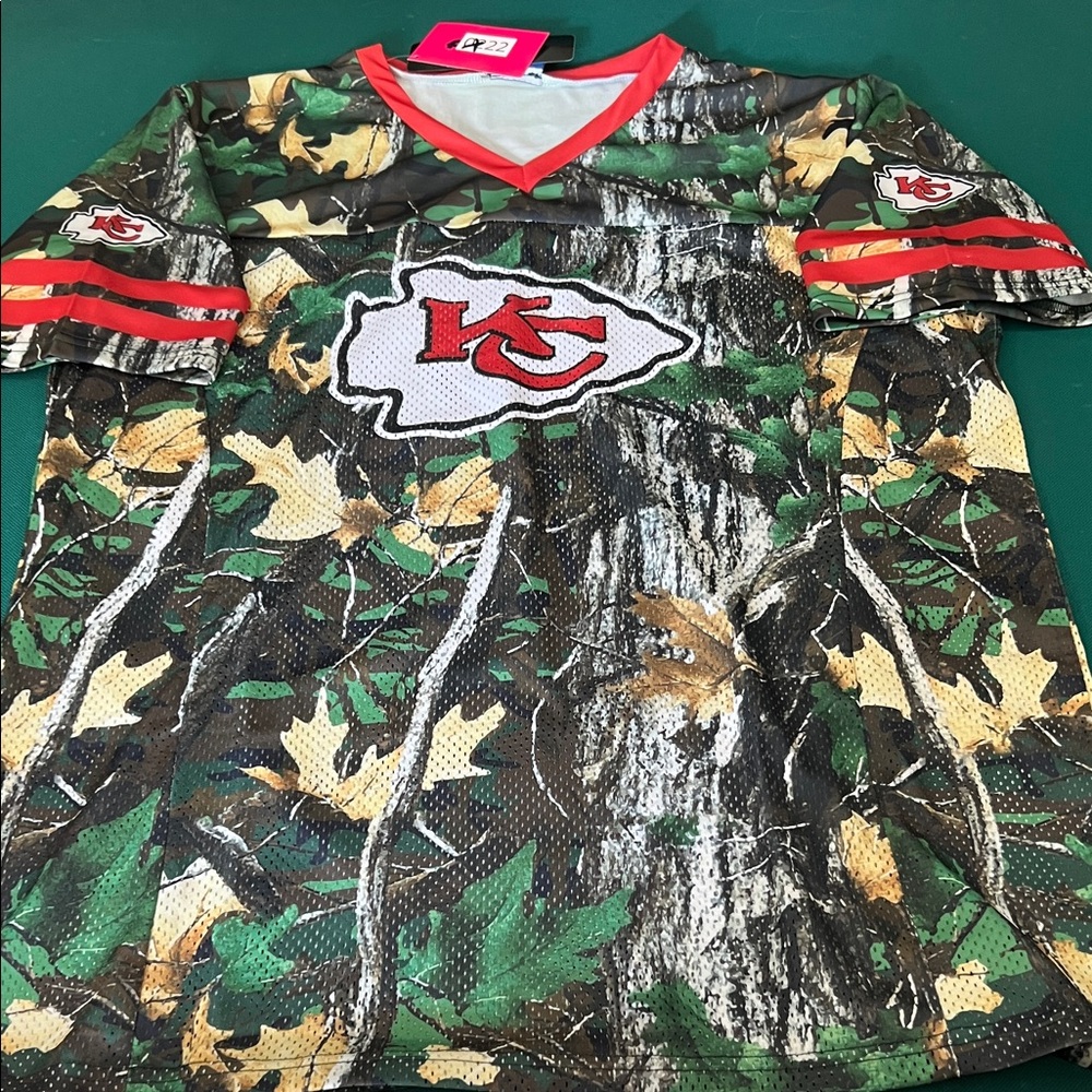 Kansas City Chiefs mens Camo Short Sleeve Jersey tee Green/Red